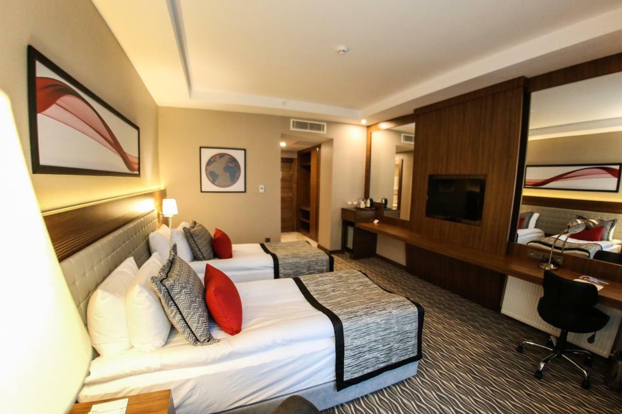 Ramada By Wyndham Nigde Hotel Exterior photo