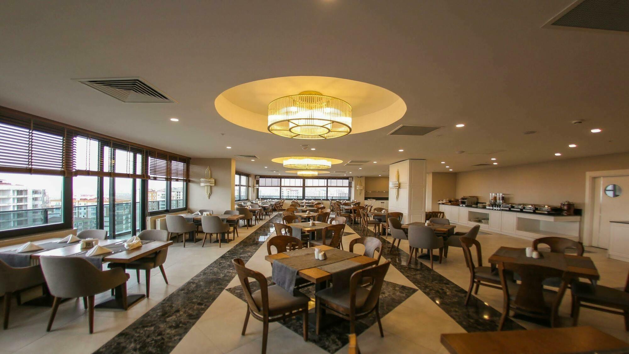 Ramada By Wyndham Nigde Hotel Exterior photo